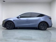 Tesla Model Y Rear-Wheel Drive Launch Edition - ფოტო 4