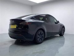 Tesla Model Y Rear-Wheel Drive - ფოტო 15