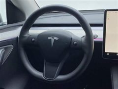 Tesla Model Y Rear-Wheel Drive - ფოტო 6
