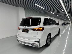 Buick GL8 Land Official Business Class 652T Comfort Edition - ფოტო 14