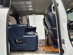 Buick GL8 Land Official Business Class 652T Comfort Edition - ფოტო 9