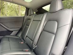 Tesla Model Y Rear-Wheel Drive - ფოტო 12