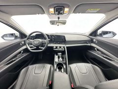 Hyundai Elantra 1.5L CVT GLX Elite - ფოტო 6