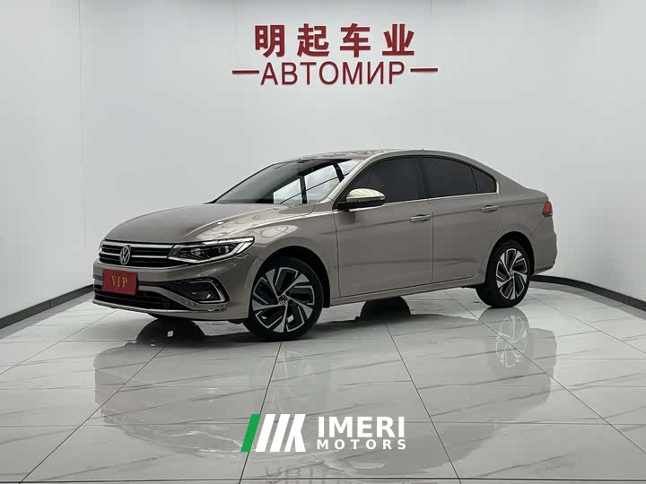 Volkswagen Bora 200TSI DSG Smart Travel PRO