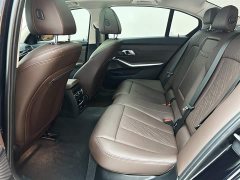 BMW 3 Series 320Li M Sport Package - ფოტო 13