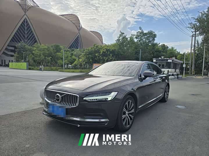 Volvo S90 B5 Intelligent Luxury Edition