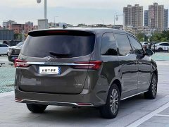 Buick GL8 Land Executive Cabin 652T Luxury - ფოტო 9