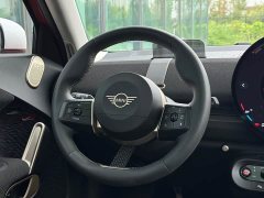 BMW Electric MINI ACEMAN SE Artist Edition - ფოტო 13