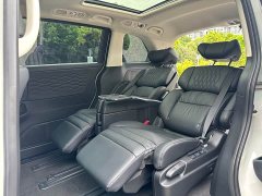 Honda Elysion 2.0L e:HEV Luxury Prestige Edition - ფოტო 15