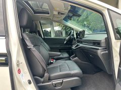 Honda Elysion 2.0L e:HEV Luxury Prestige Edition - ფოტო 7