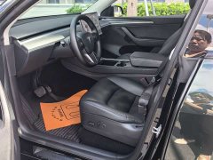 Tesla Model Y Long Range All-Wheel Drive - ფოტო 4