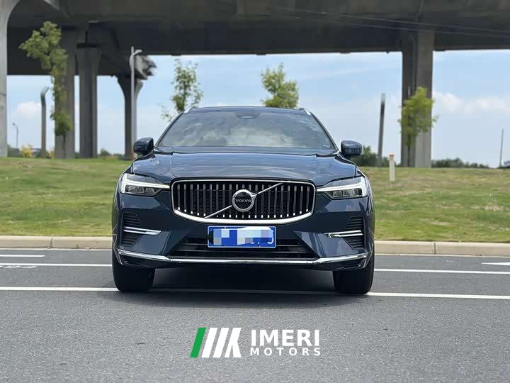 Volvo XC60 B5 AWD Smart Remote Luxury Edition