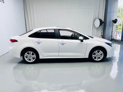 Toyota Corolla 2022 1.8L CVT Luxury - ფოტო 8