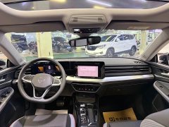 Volkswagen Lingdu 2024 Lingdu L 280TSI DSG Dazzling Red Edition - ფოტო 9