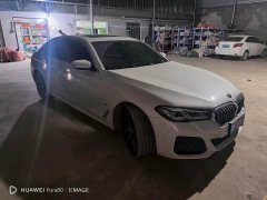 BMW 5 Series 530Li Luxury M Sport Package - ფოტო 3