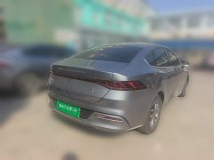 BYD Qin PLUS Glory Edition DM-i 55KM Leading - ფოტო 4