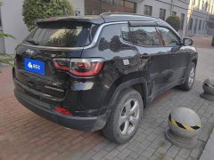 Jeep Compass 2020 220T Automatic Leading Edition - ფოტო 3