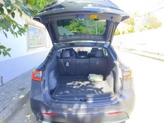 Tesla Model Y Rear-Wheel Drive - ფოტო 4