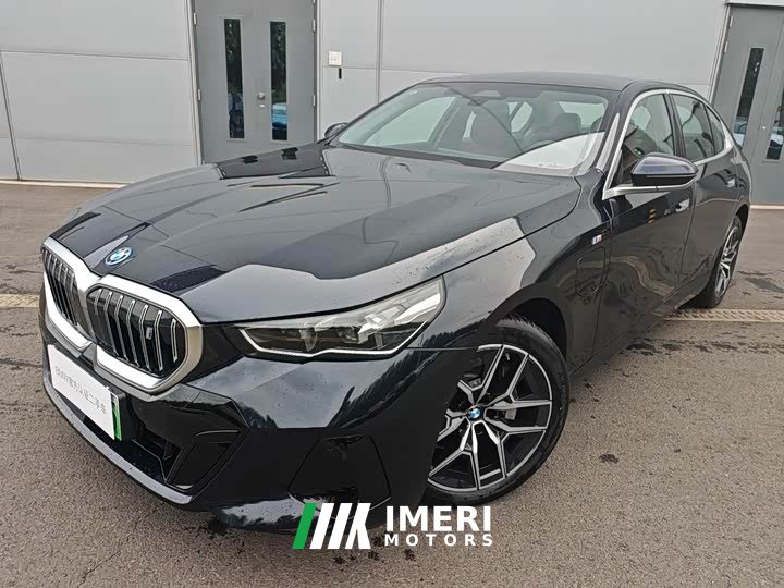 BMW i5 2025 eDrive 35L M Sport Package - ავტომობილი ჩინეთიდან