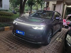 AITO M8 2025 Extended Range Max 37kWh 6-Seat (192-Channel LiDAR) - ფოტო 1