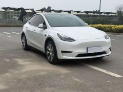 Tesla Model Y 2022 Facelift Rear-Wheel Drive - ფოტო 3
