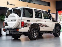 Toyota Land Cruiser (Imported) LC76 2023 4.0L Manual - ფოტო 4