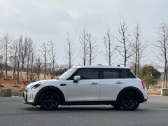 BMW MINI 2023 1.5T ONE 5-Door - ფოტო 7
