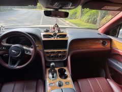 Bentley Bentayga 4.0T V8 - ფოტო 2