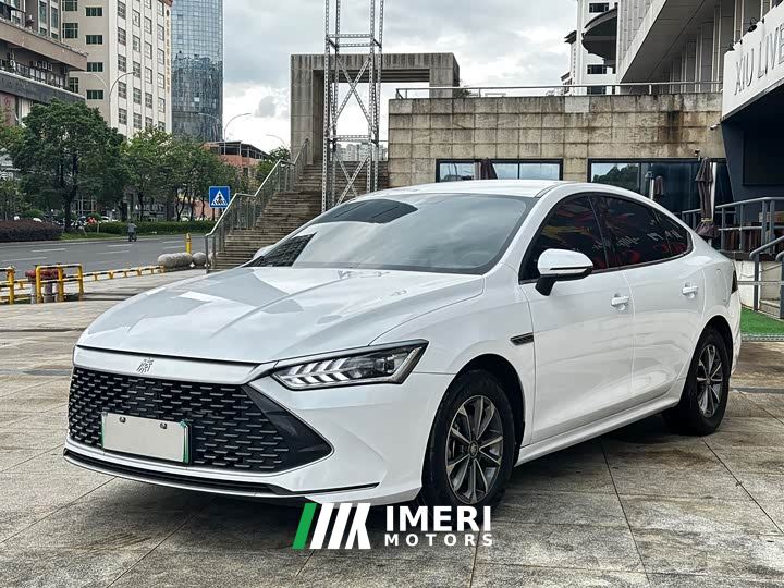 BYD Qin PLUS Champion Edition DM-i 55KM Leading