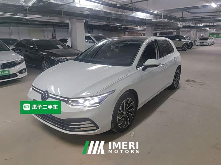 Volkswagen Golf Facelift 280TSI DSG Pro - ავტომობილი ჩინეთიდან