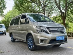 Dongfeng Delica M5L 2.0L Utility 7-Seater - ფოტო 3