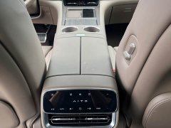 AITO M8 Pure Electric Ultra 5-Seater AWD (192-Channel LiDAR) - ფოტო 7