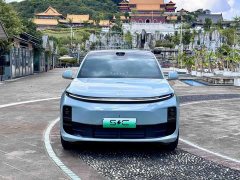Li Auto L6 2025 Max Smart Refresh Edition - ფოტო 1