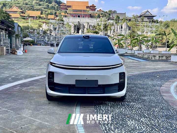 Li Auto L6 Max - ავტომობილი ჩინეთიდან