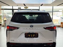 Toyota Grevias 2.5L Hybrid Premium Plus Edition - ფოტო 4