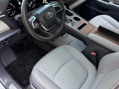 Toyota Grevias 2.5L Hybrid Premium Plus Edition - ფოტო 5