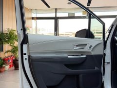 Toyota Grevias 2.5L Hybrid Premium Plus Edition - ფოტო 8