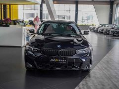 BMW 3 Series 2025 330Li M Sport Night Edition Package - ფოტო 14