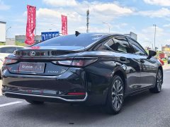 Lexus ES 200 Premium Edition - ფოტო 12