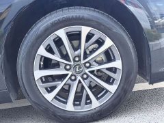 Lexus ES 200 Premium Edition - ფოტო 14