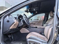 Lexus ES 200 Premium Edition - ფოტო 5