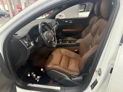 Volvo S60 B4 Smart Luxury Edition - ფოტო 4