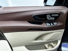 Mercedes-Benz Vito 2.0T Elite 7-Seater - ფოტო 7