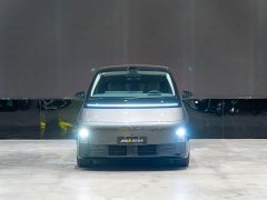 Li Auto Li Xiang MEGA Ultra - ფოტო 2