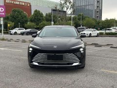 Buick Junyue 28T Platinum Edition - ფოტო 2