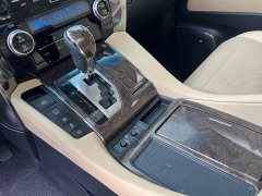 Toyota Vellfire Crown Hybrid 2.5L HV Premium Edition - ფოტო 8