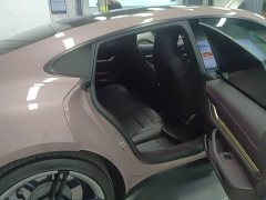 Porsche Taycan - ფოტო 10
