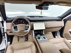 Land Rover Range Rover 3.0L V6 400PS Grand Jubilee Extended Wheelbase - ფოტო 13