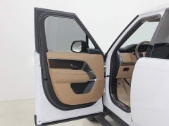 Land Rover Range Rover 3.0L V6 400PS Grand Jubilee Extended Wheelbase - ფოტო 5