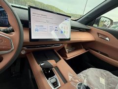 Changan UNI-Z 1.5T Low-power version - ფოტო 12